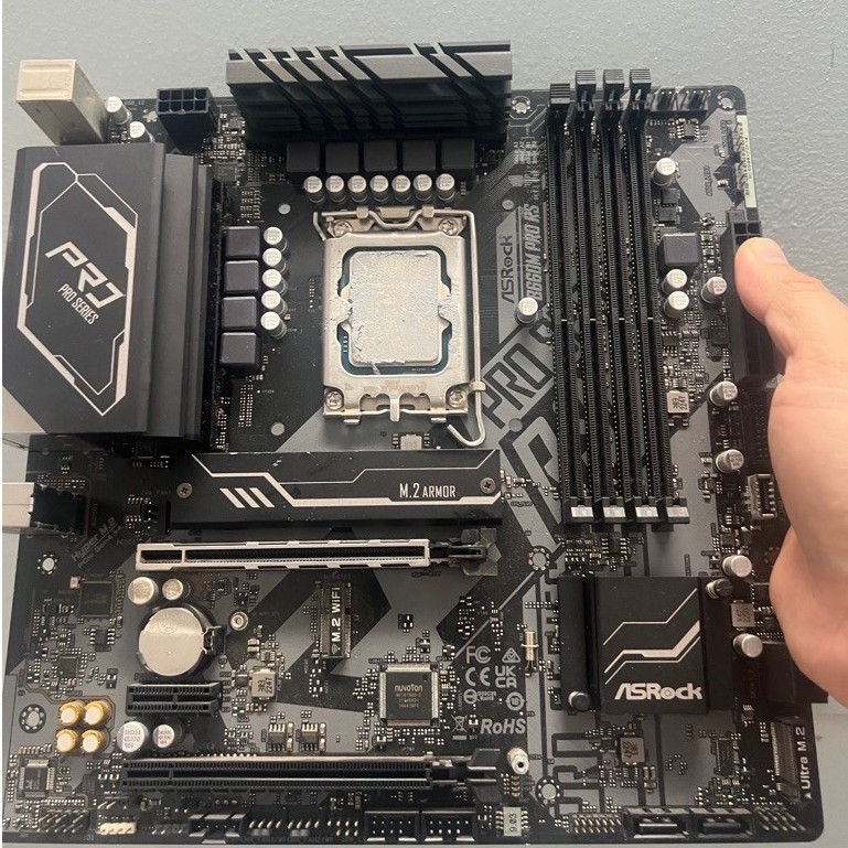 Main B660M asrock proS