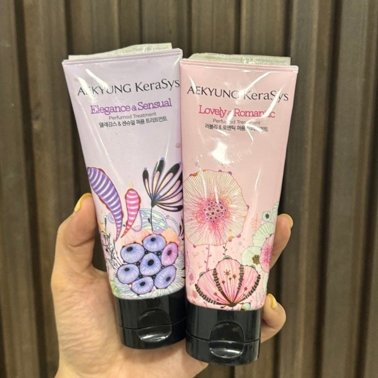 kem xả/dưỡng tóc hương nước hoa AEKYUNG KeraSys Lovely & Romantic Perfumed Treatment