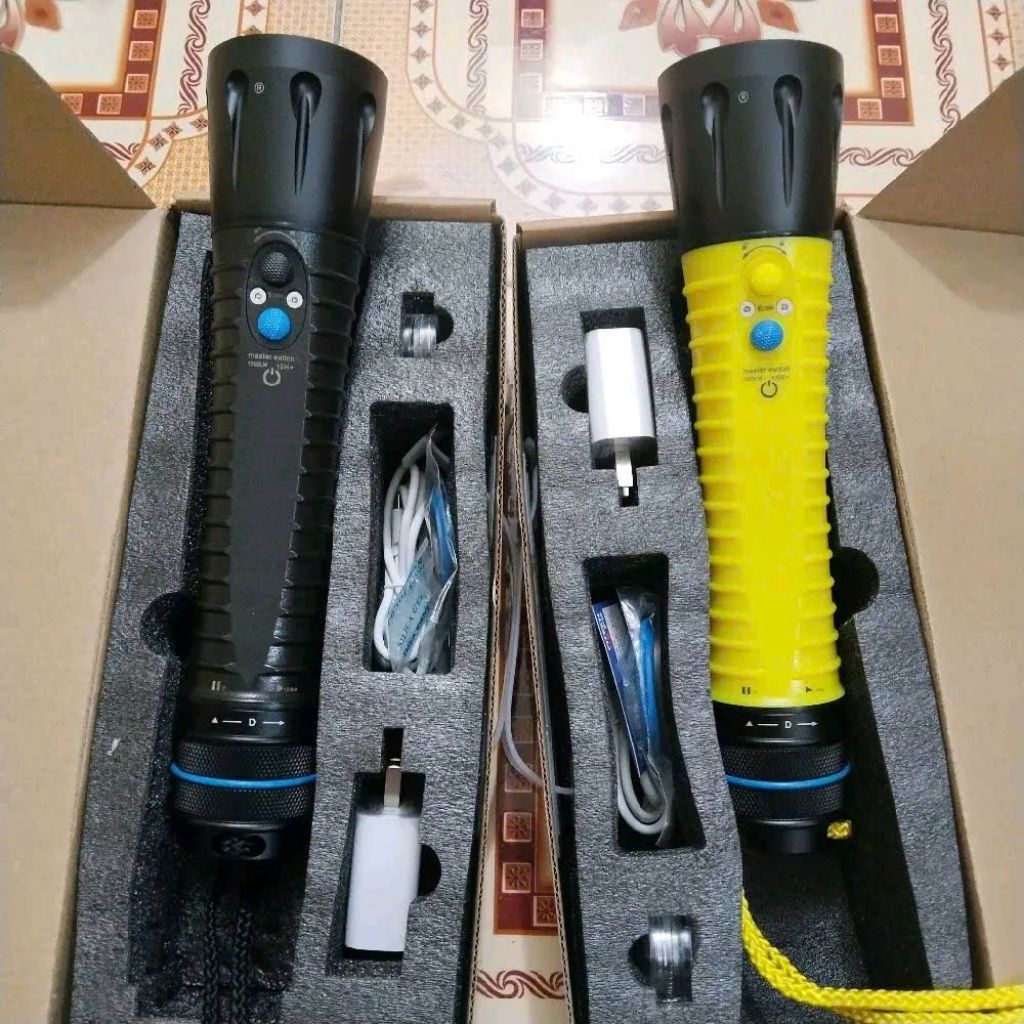Đèn Pin Lặn F18, Đèn Pin Lặn F18 Chống Nước Tích Điện 15 tiếng -20 tiếng ,Siêu Sáng