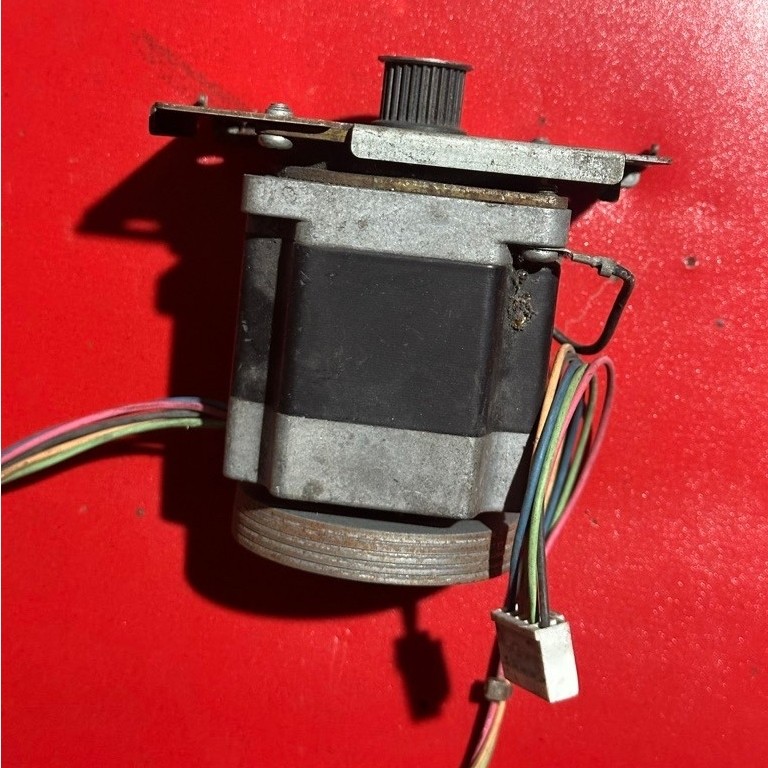 MÔ TƠ BƯỚC (step motor ) tháo máy