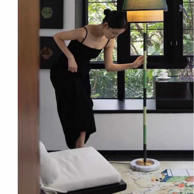 Đèn sàn IRIS nhập khẩu cao cấp / IRIS Lamp