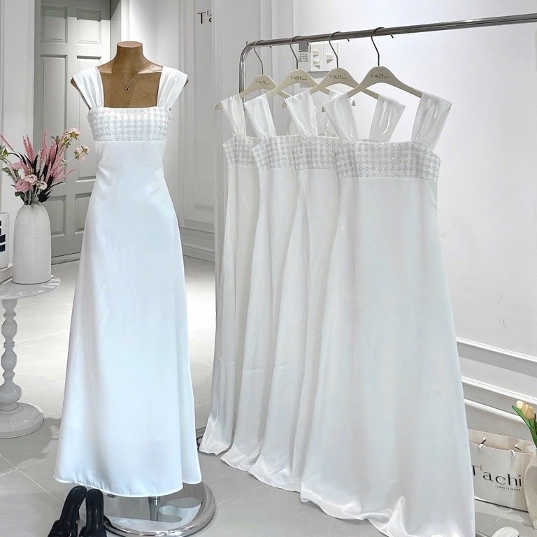 ĐẦM MAXI LỤA TRẮNG ĐÍNH ĐÁ SIÊU SANG [D001]