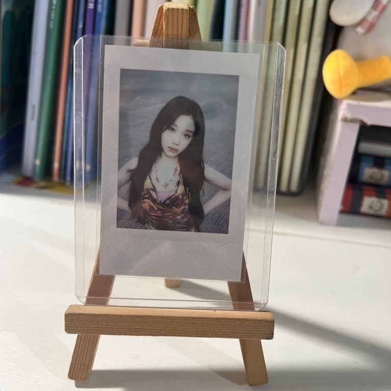 card off pola Pharita Babymonster