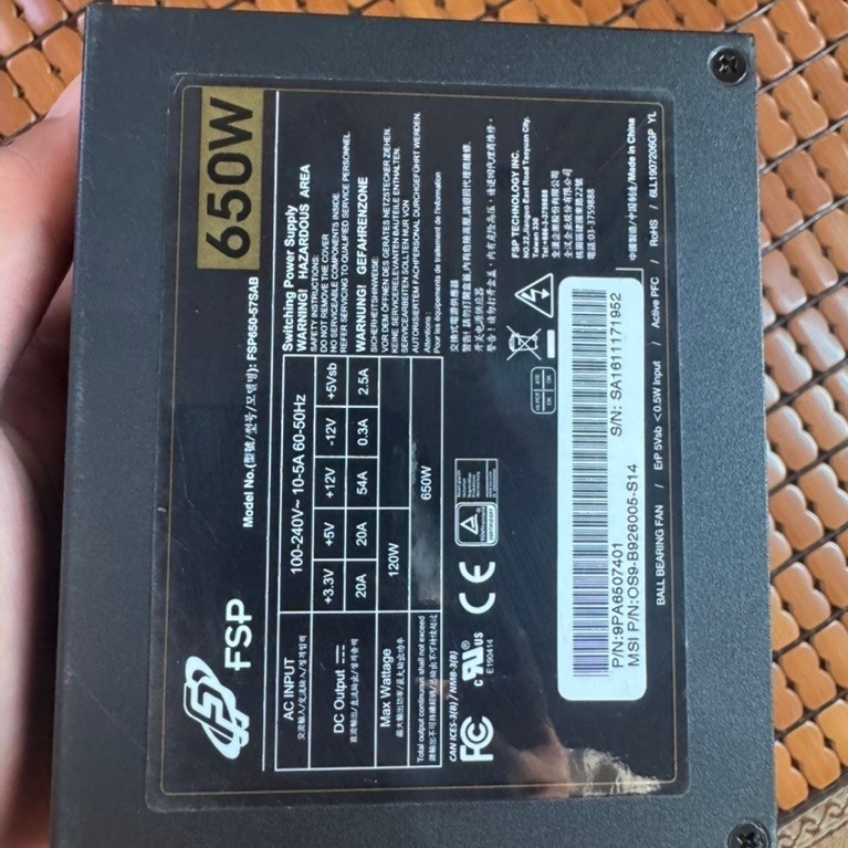 Nguồn máy tính SFX FSP 650W - 80 Plus Gold