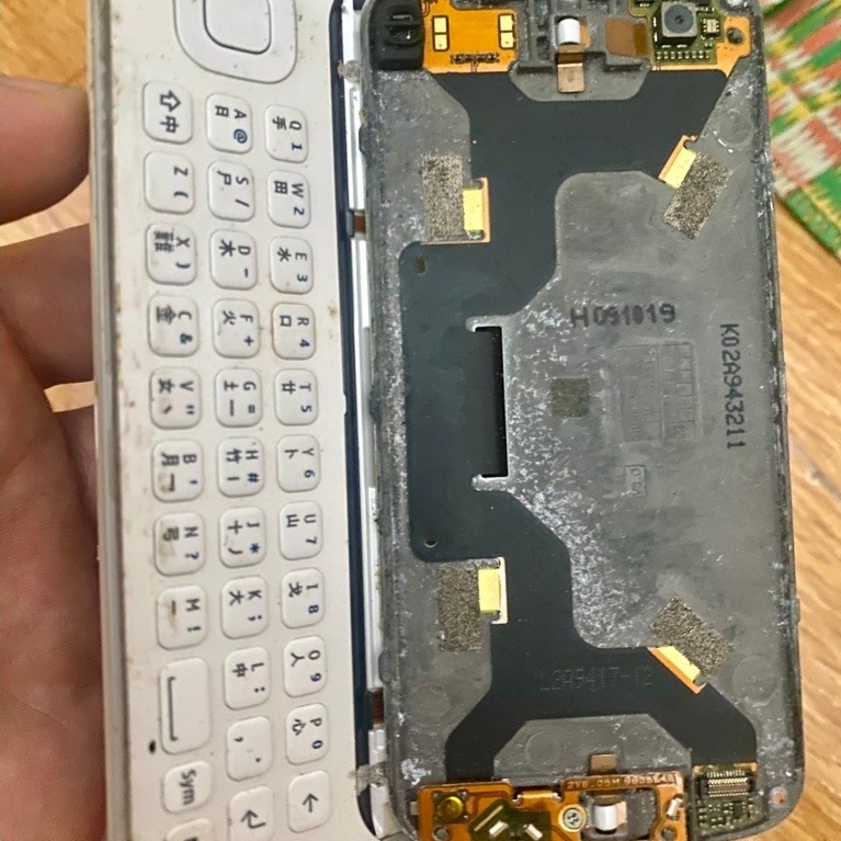 Xác Nokia N97 không màn cảm, không thấy lên gì, k bin k nắp