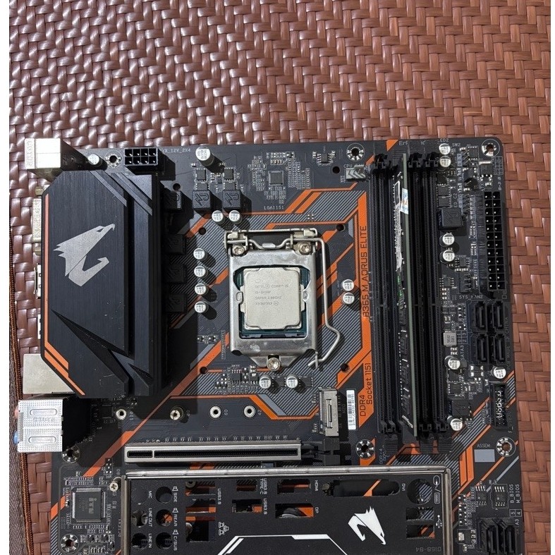 Combo main chip i5 9400f
