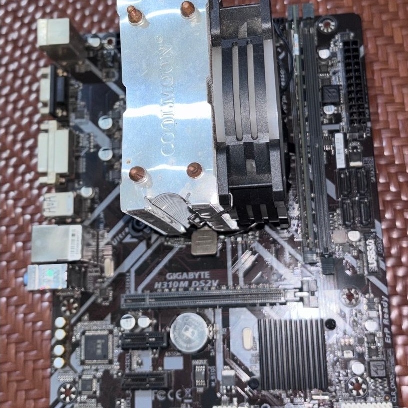 combo main chip i3 9100f