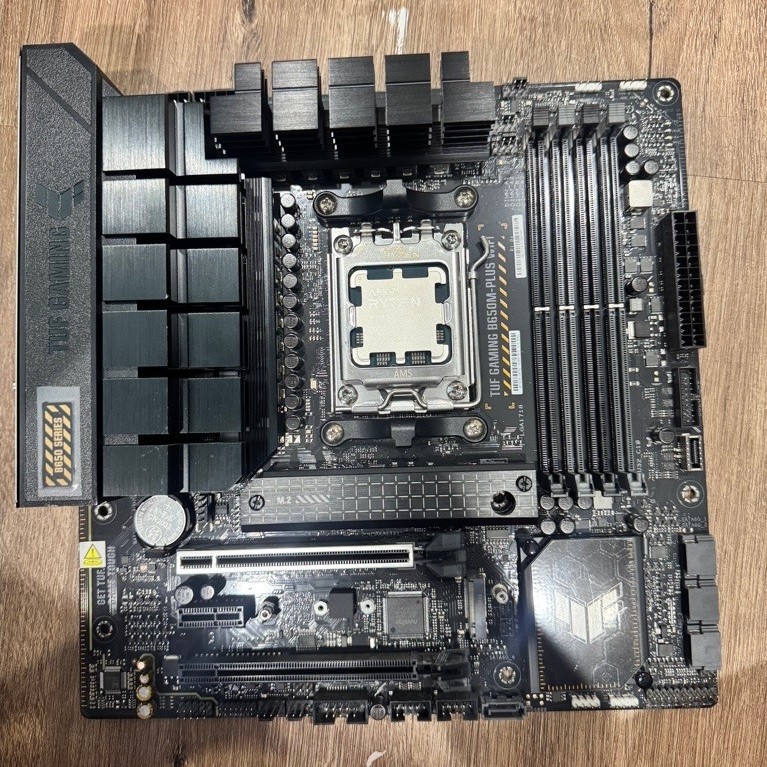 Combo Chiến Game: CPU RYZEN7 7800X3D New, Mainboard Tuf Gaming B650m-Plus WIFI (2nd)