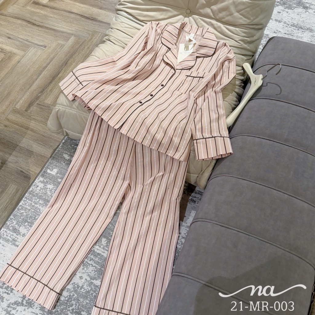 Pijama Lụa Nữ Sọc Dọc Nâu Be – Bộ Đồ Ngủ Cổ Vest Tay Dài Cao Cấp