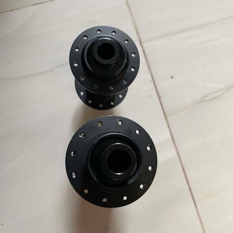 Đùm xe đạp dt swiss 370 24 căm