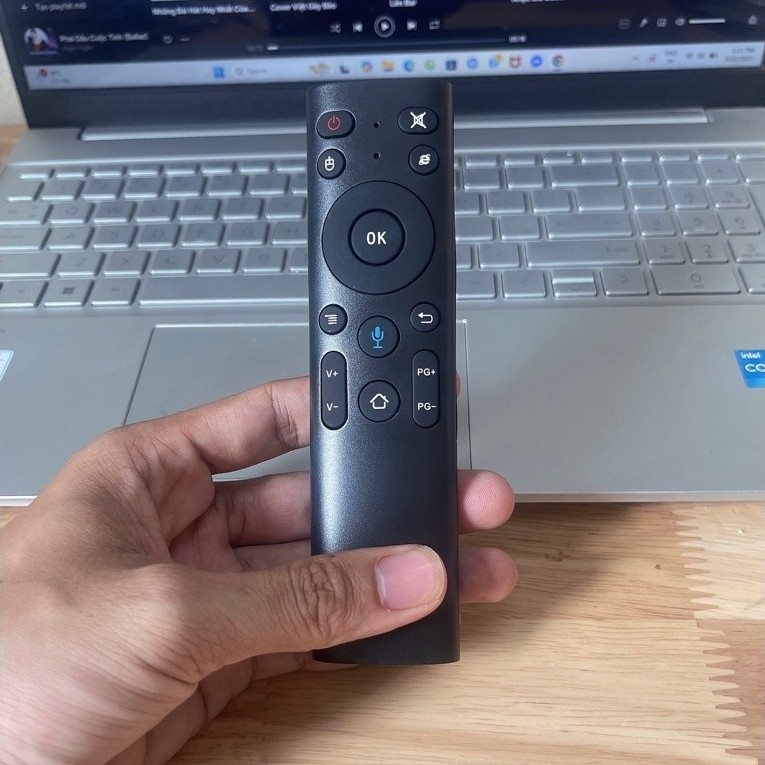 Remote Điều khiển Tivi Ariang giọng nói đa năng( Dùng tất cả Tivi Ariang hệ điều hành Android)