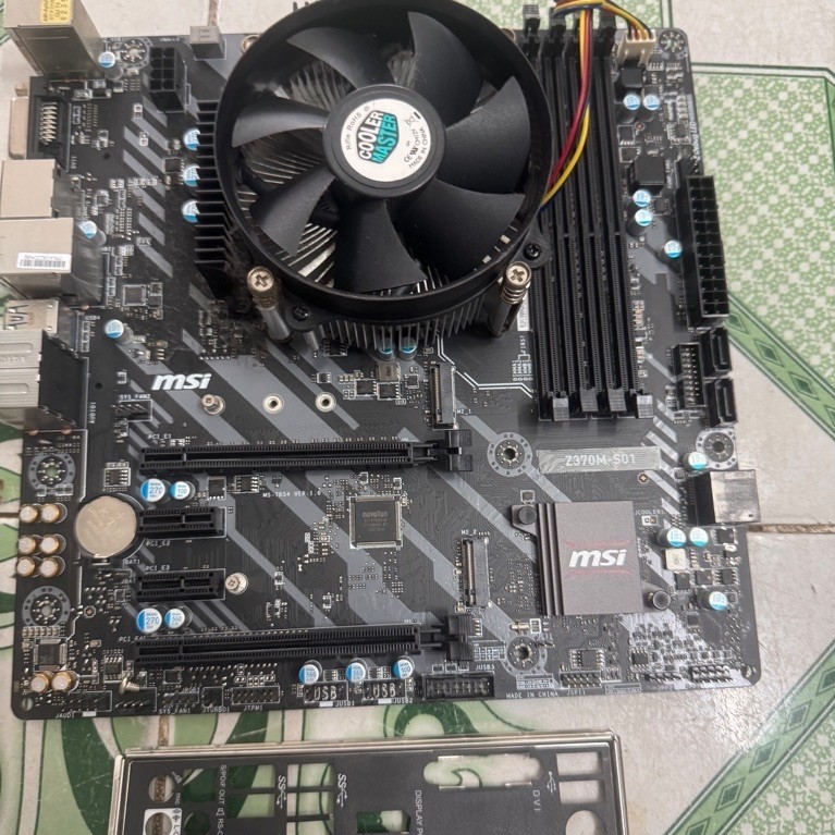 main conbo main z370m + i7 8700k đẹp