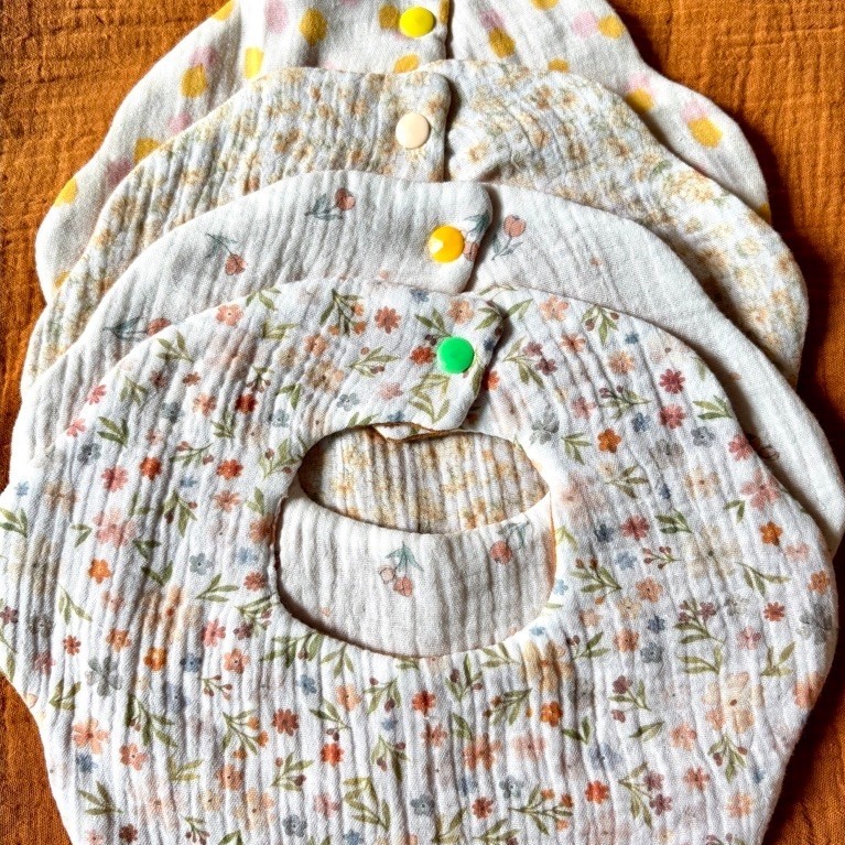 Yếm xô muslin cho bé trai và bé gái