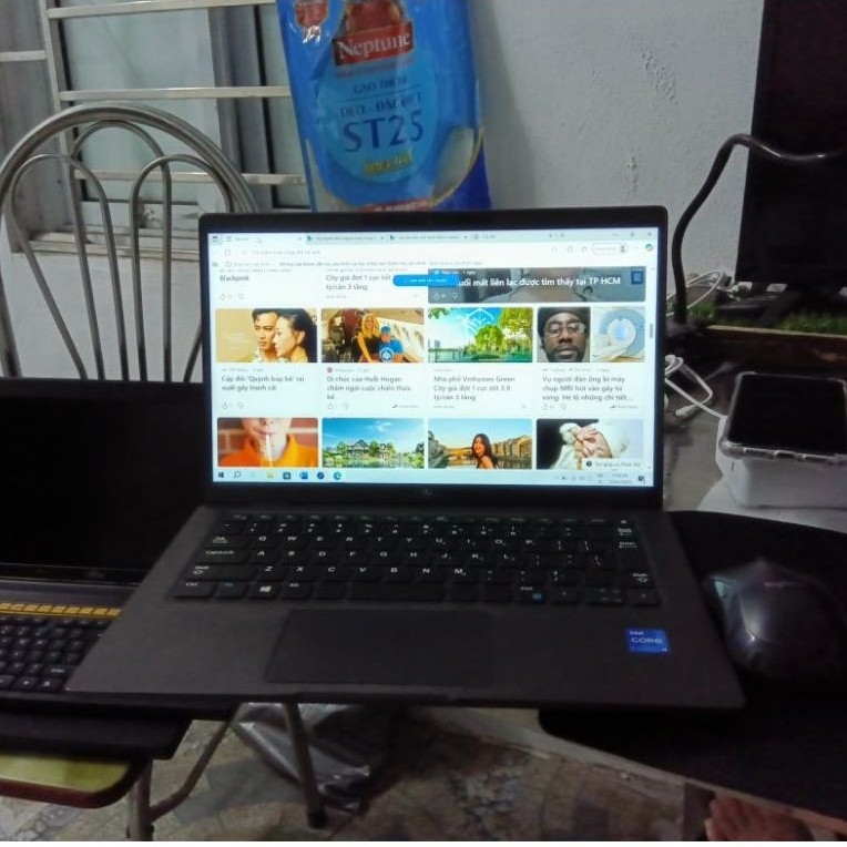 Laptop Dell 13,3 inch  nhanh mạnh mượt 32g ram 512 g ssd i7 gen 11