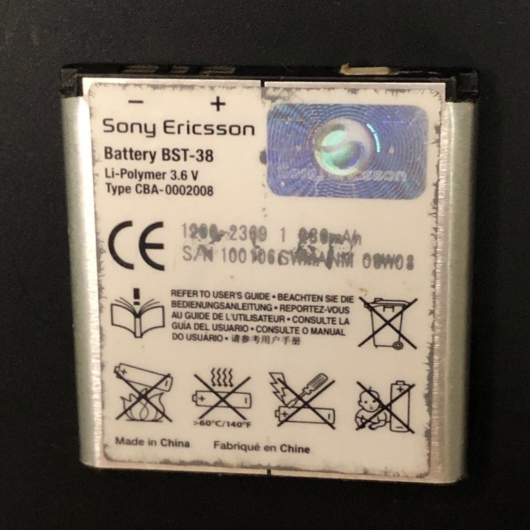 pin Sony Ericsson new 98%