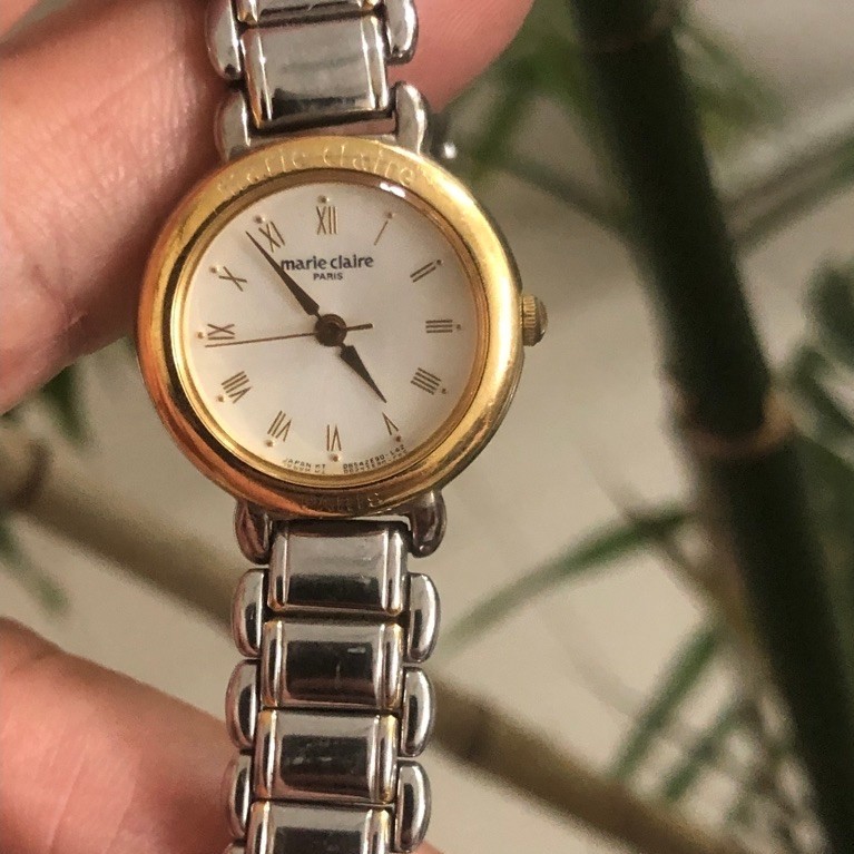 đồng hồ nữ nhỏ hiệu Marie claire Paris size 21mm, niềng mạ vàng. Si Nhật tuyển