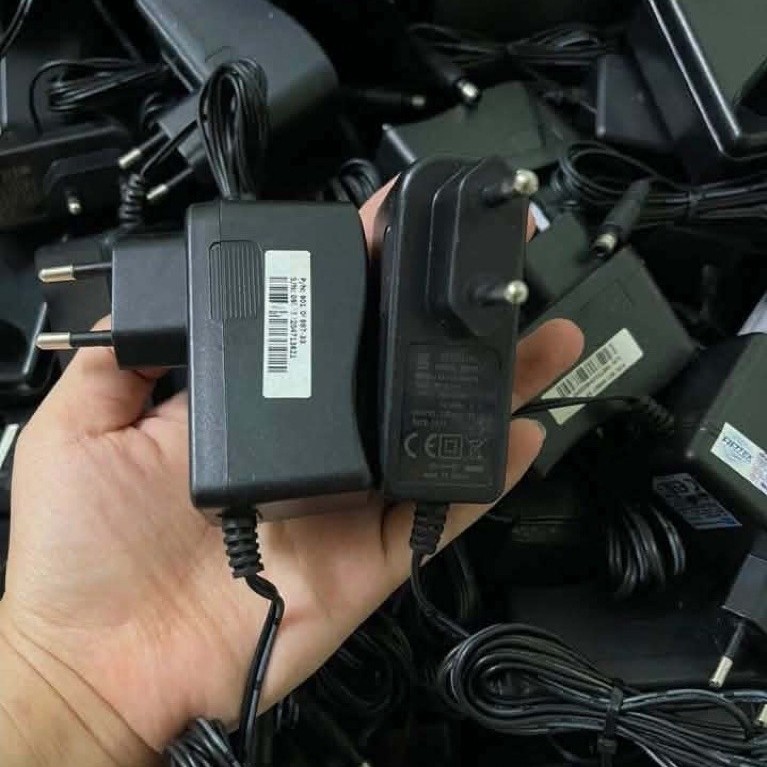 Nguồn adapter 12V 1.5A hàng lướt nhà mạng fpt loại Sịn chuyên dùng cho thiết bị Mạng Wifi Camera