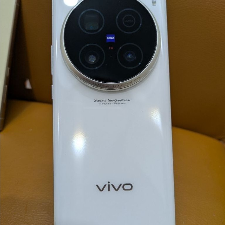 Điện Thoại Vivo X100 Ultra (12/256)