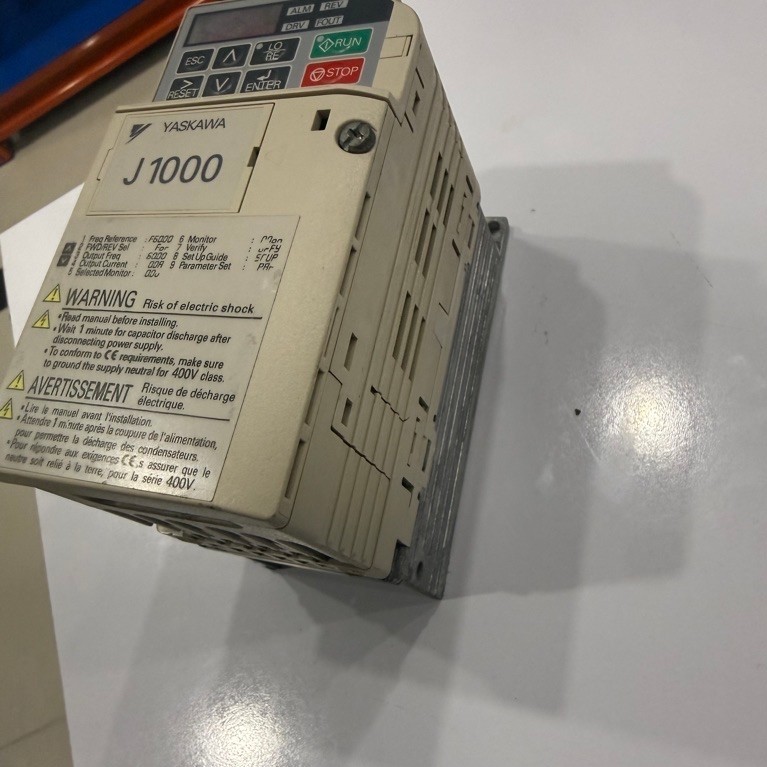Biến Tần j1000  yakawa