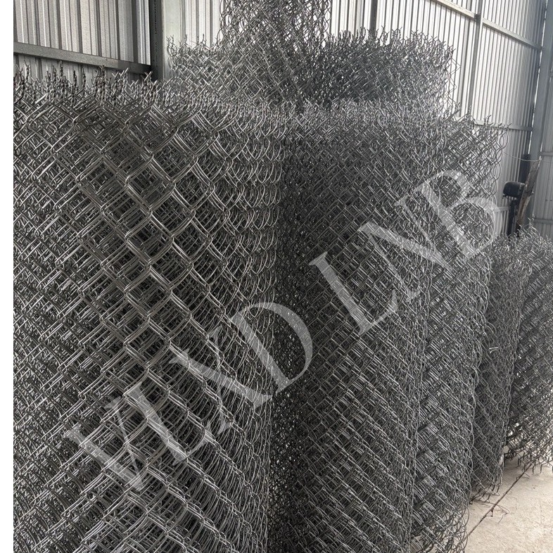 Lưới Sắt B40 Mạ Kẽm – Lưới Thép B40 Làm Hàng Rào – Khổ 1m, 1m2, 1m5, 1m8