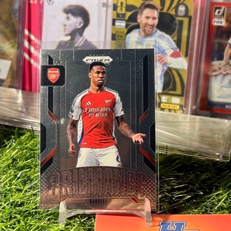 Thẻ bóng đá Gabriel Brilliance Panini Prizm EPL 2024/25
