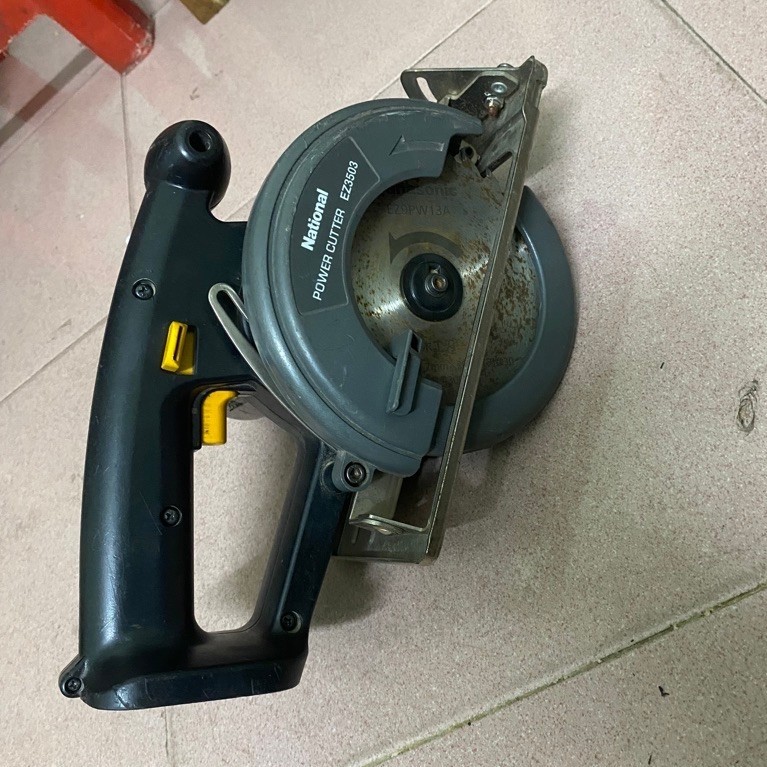 Máy cưa gỗ National POWER CUTTER EZ3502 , EZ3501 và EZ3500... hàng bãi nội địa Nhật .