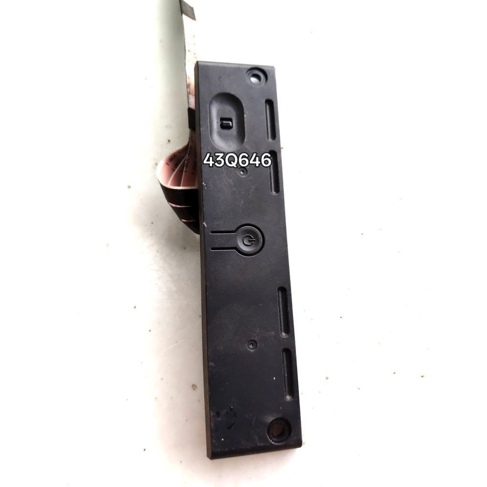 Mắt nhận tivi TCL 43Q646
