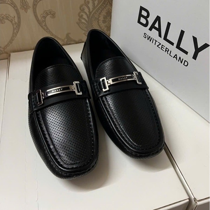 Giày Bally da bò hàng sẵn