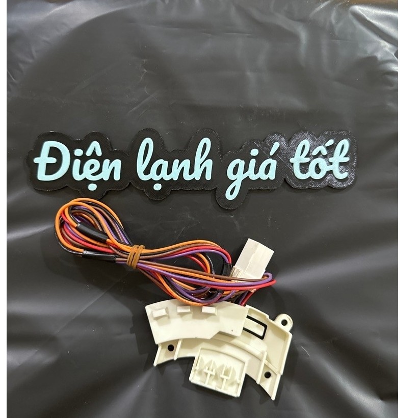 Mạch đếm từ dò cảm biến máy giặt Sanyo D900HT-D900ZT-D90VT cửa trên chính hãng