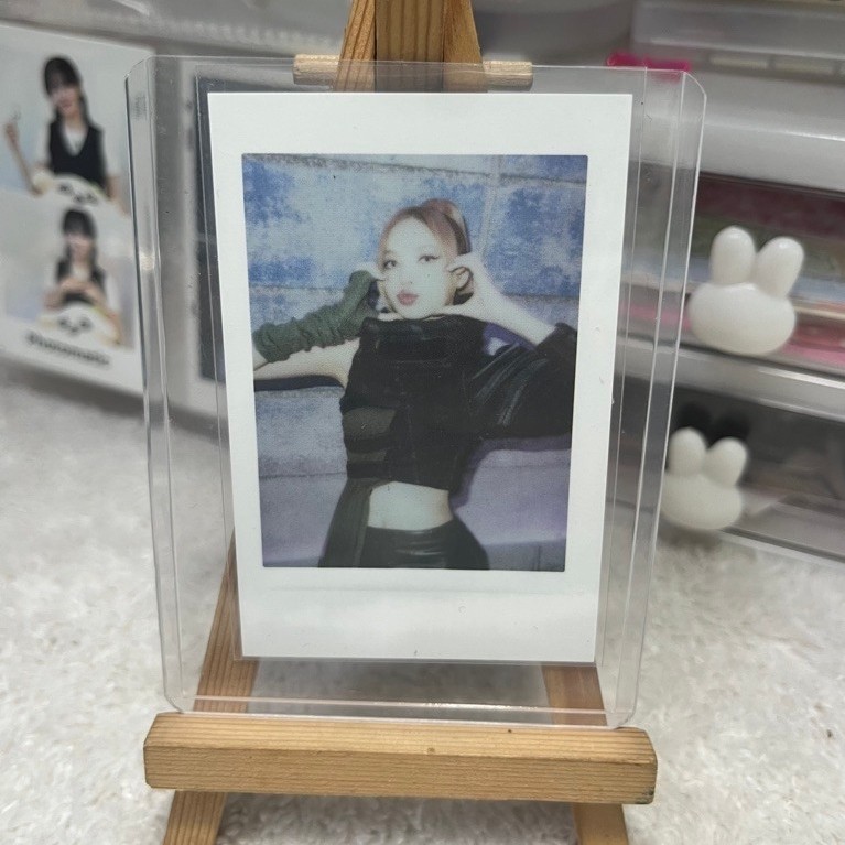 card off pola Lisa Blackpink