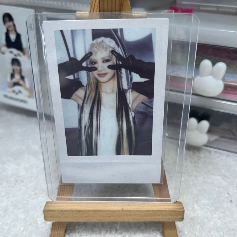 card off pola Lisa Blackpink