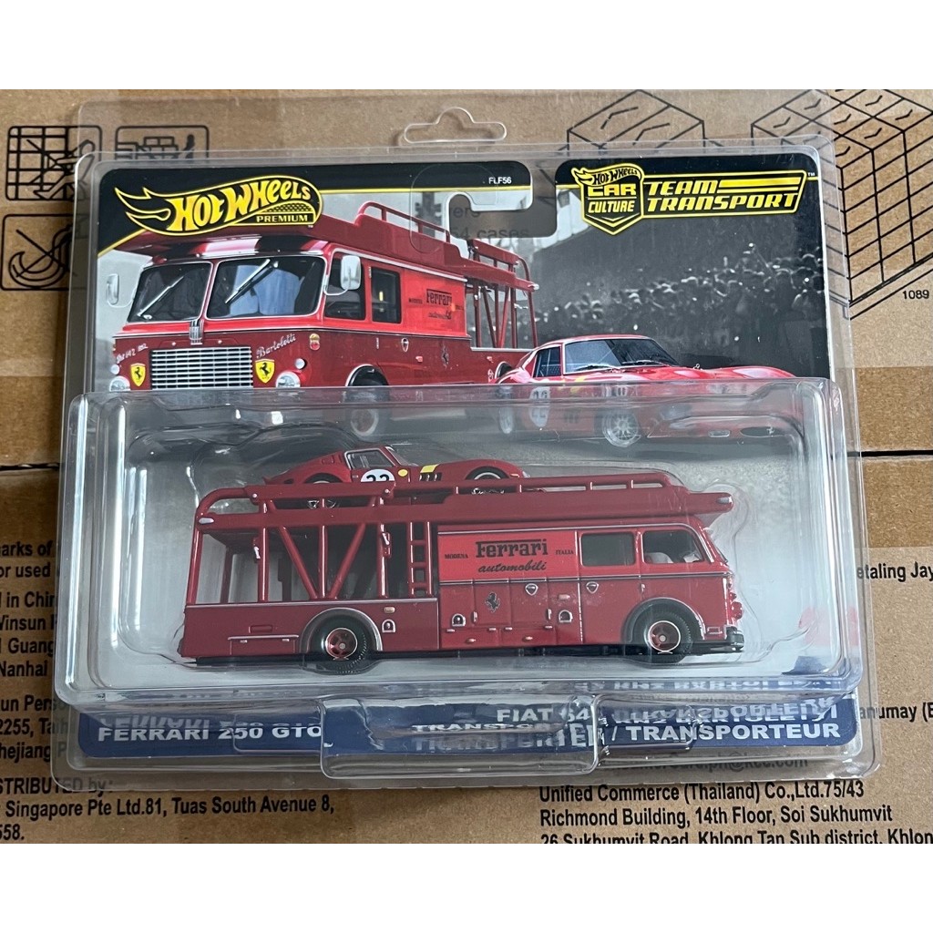 Đồ chơi xe Hot Wheels Premium Team Transport Ferrari 250 GTO Fiat 64 Transporteur FL56