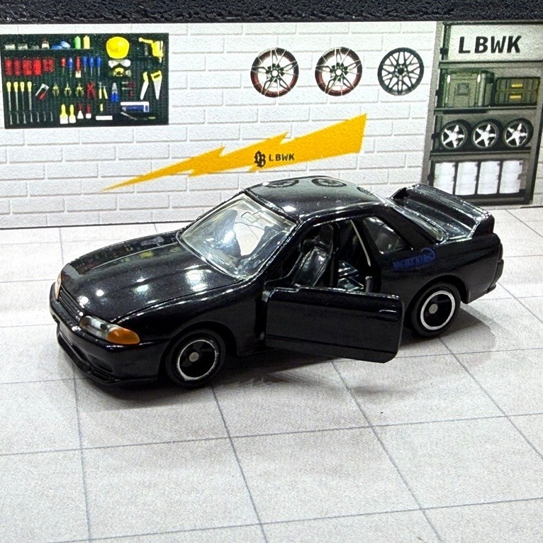 TOMICA- black Tomica No. 48 Nissan Skyline GT-R (BNR32) không hộp