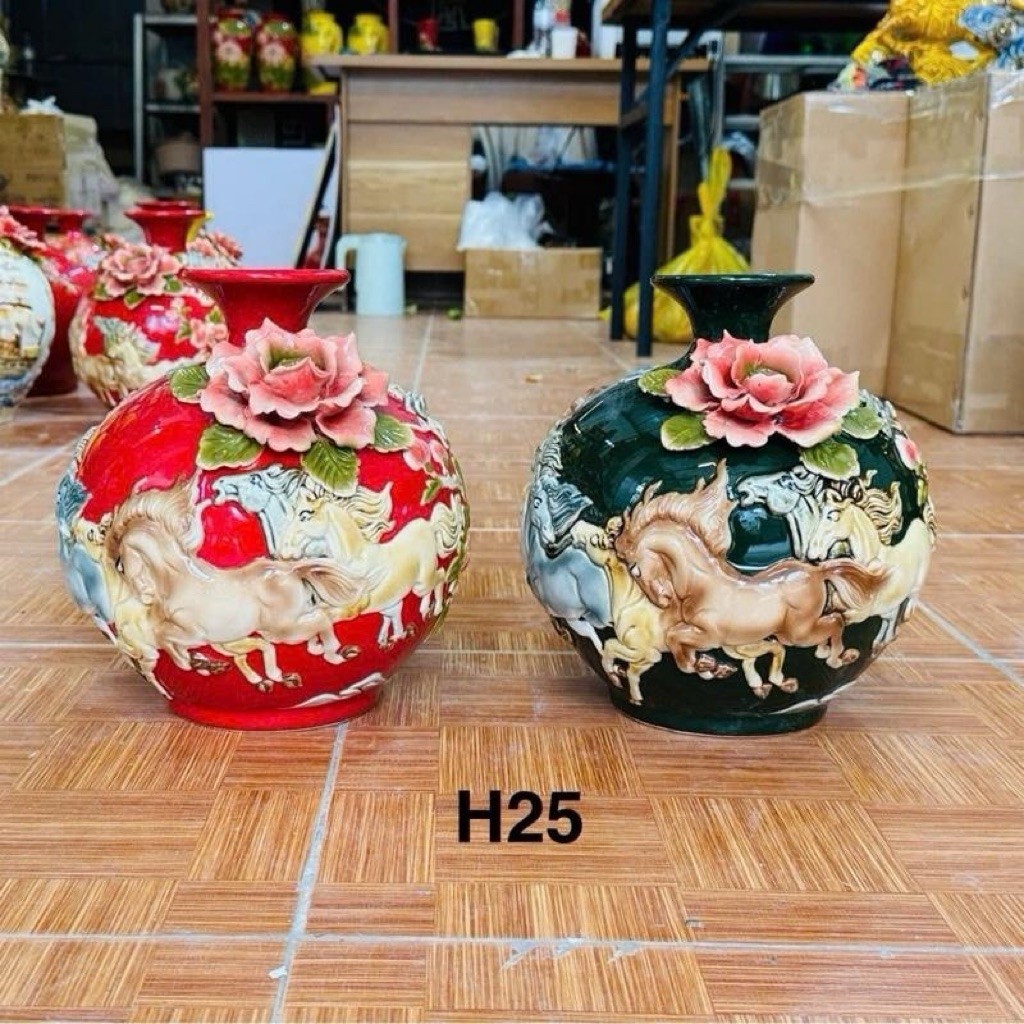 bình hút lộc cao 25 đắp nổi mã đáo thành công . đắp nổi siêu kỹ. bình kèm đế