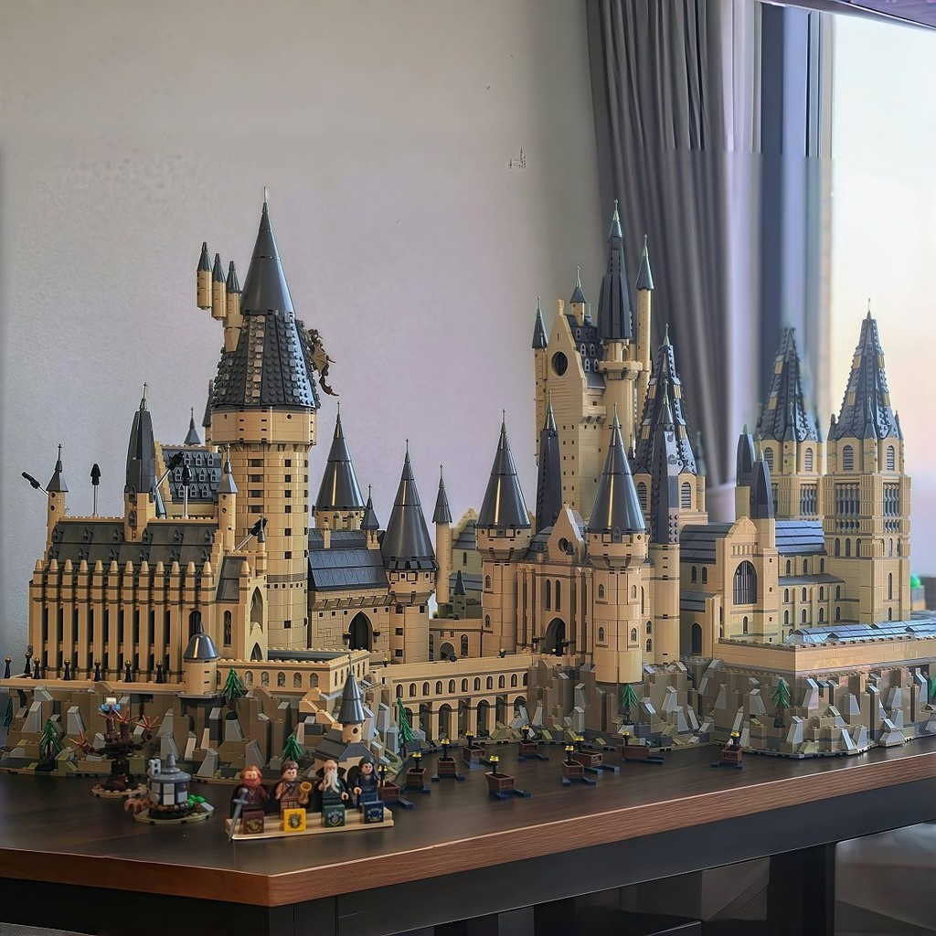 Tương thích với  Harry Potter, lắp ráp khối xây dựng lâu đài Hogwarts, độ khó cao10000Đồ chơi hạt