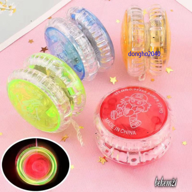 Con quay yoyo Đồ Chơi Con Quay ZoZo 🔥FREESHIP🔥 Con Quay YoYo Siêu Anh Hùng