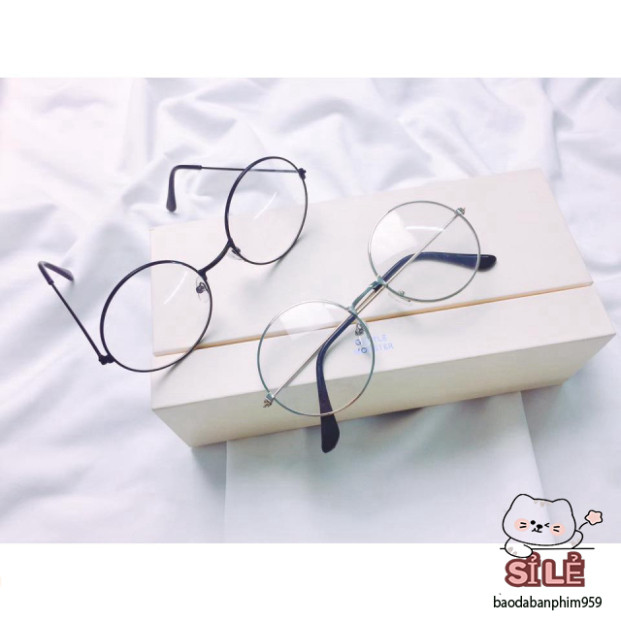 Kính Nobita - Kính tròn cực chất Nobita (ảnh tự chụp), phong cách thầy bói độc lạ và ấn tượng.