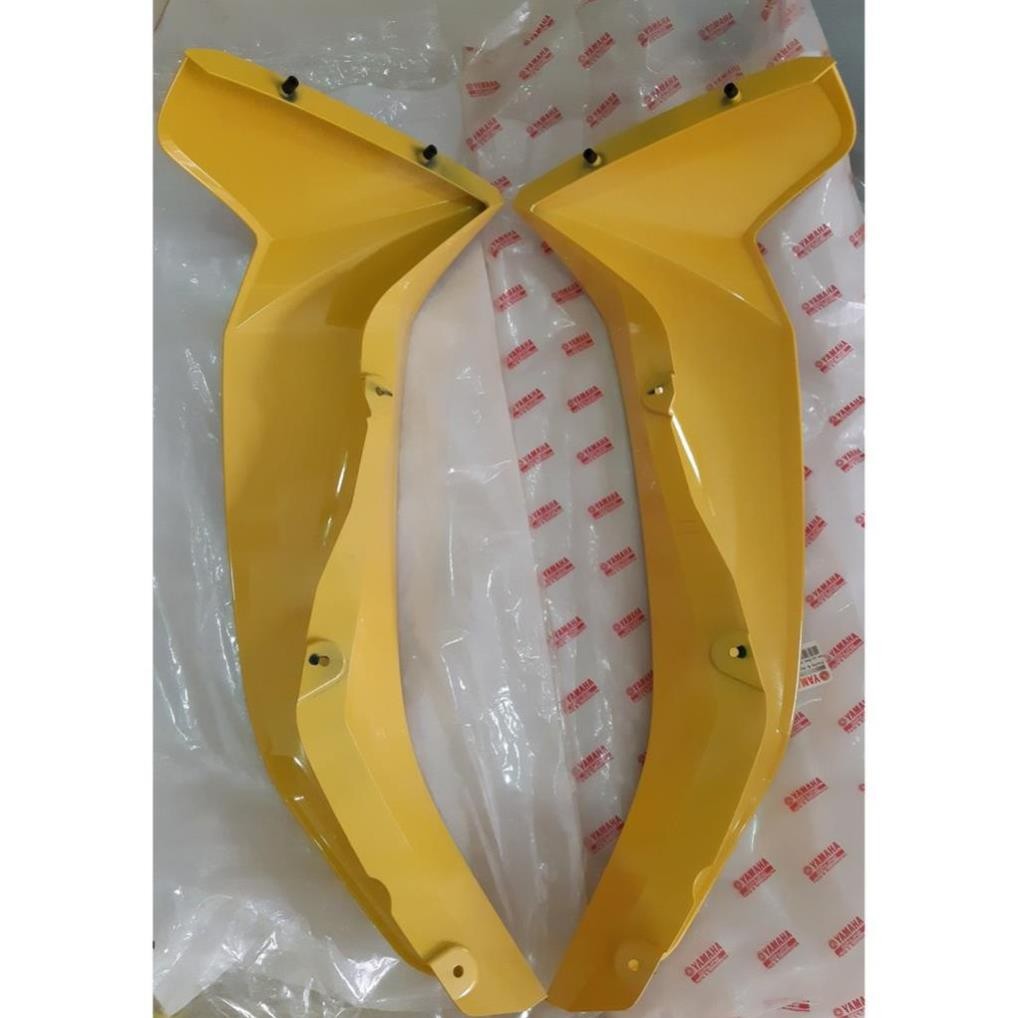 Cánh yếm ngoài zin Sirius vàng