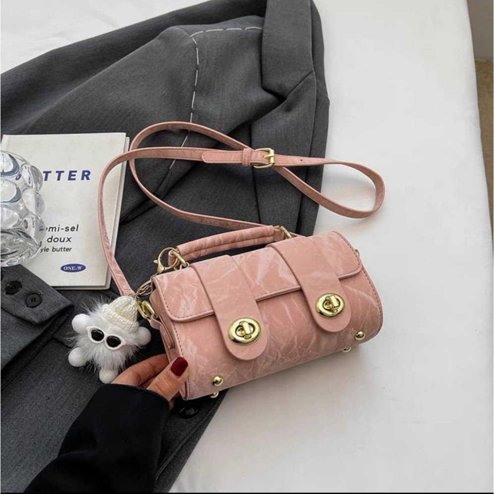 Túi Đeo Chéo Da Vân Loang Họa Tiết Dây Khóa Bấm Phối Móc Gấu Cute Năng Động Nữ Tính - ht321