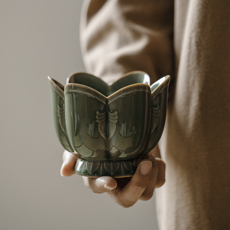 Bundle Carving Yaozhou Kiln Plum Green Lotus Base Tea Bowl Hand-Carved Lotus Water Bowl Tea Ceremony