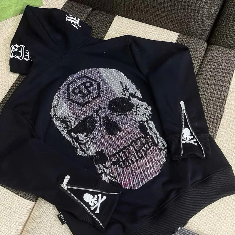 Áo Khoác Hoodie Philipp Plein Khóa Zip Kim Tuyến Hình Đầu Lâu qp Màu Đỏ. Áo Hoodie Philipp Plein qp 