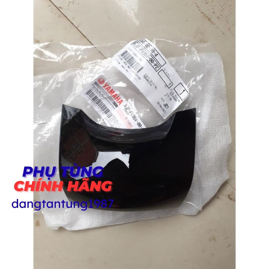 Mặt nạ nhỏ dưới Janus Yamaha - Đen