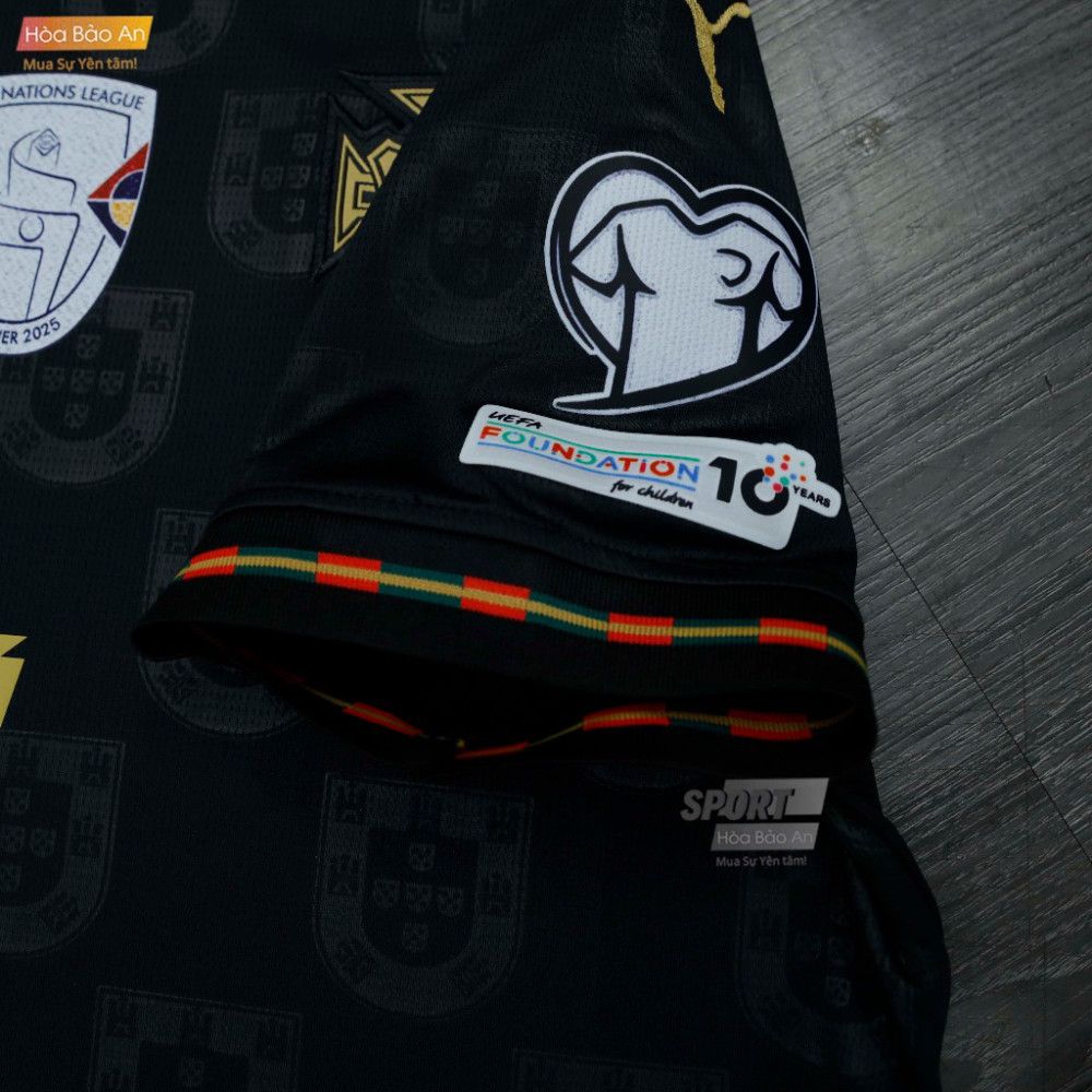 "Set Đồ Thể Thao Đội Bồ Đào Nha 2025 - Thiết Kế Chuẩn - Chất Liệu Polyester Cao Cấp - Áo Ronaldo Số 7" | BigBuy360 - bigbuy360.vn