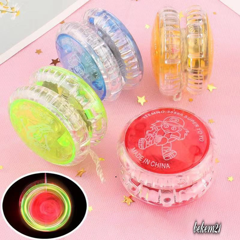 Con quay yoyo Đồ Chơi Con Quay ZoZo 🔥FREESHIP🔥 Con Quay YoYo Siêu Anh Hùng rẻ