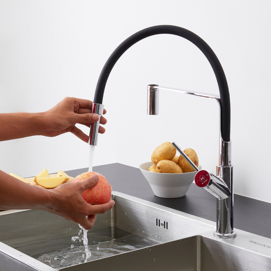 Vòi Rửa Chén Nóng Lạnh Malloca K081C – Đồng Thau Mạ Chrome Cao Cấp, Xoay 360°, Thiết Kế Hiện Đại