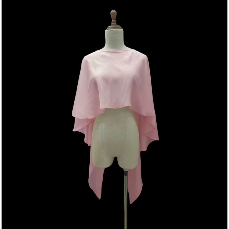 Áo choàng dài đuôi cá A39 – Phong cách nữ tính, hoàn hảo cho dạo phố và tiệc tùng - Akara Closet.