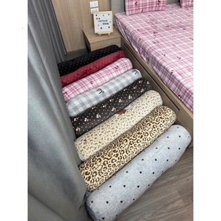 Vỏ Gối Ôm Nỉ Nhung Sữa 35x100cm Có Khóa Kéo Tiện Lợi, Vỏ Gối Ôm Người Lớn Chất Liệu Mềm Mịn Ấm Áp