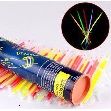 HỘP 100 QUE PHÁNG SÁNG-j42