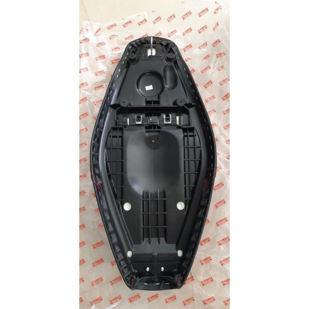 Yên Xe Luvias Đen - chỉ đỏ Yamaha