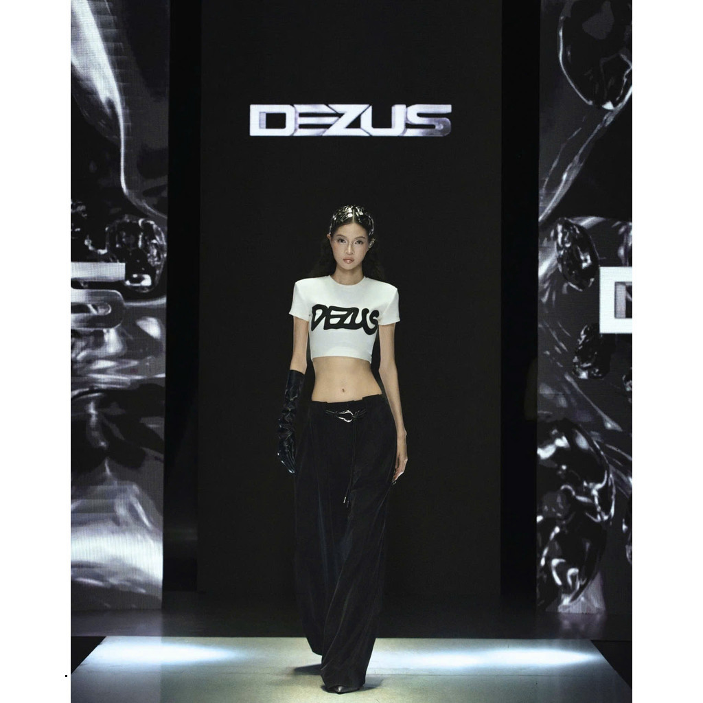 [DEZUS] Quần Suông Ống Rộng Cạp Trễ Hack Dáng - PATRICK PANTS - Y4TW250201